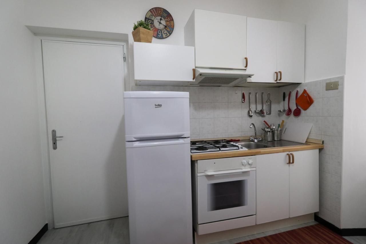 La Darsena. Apartment Savona Bagian luar foto
