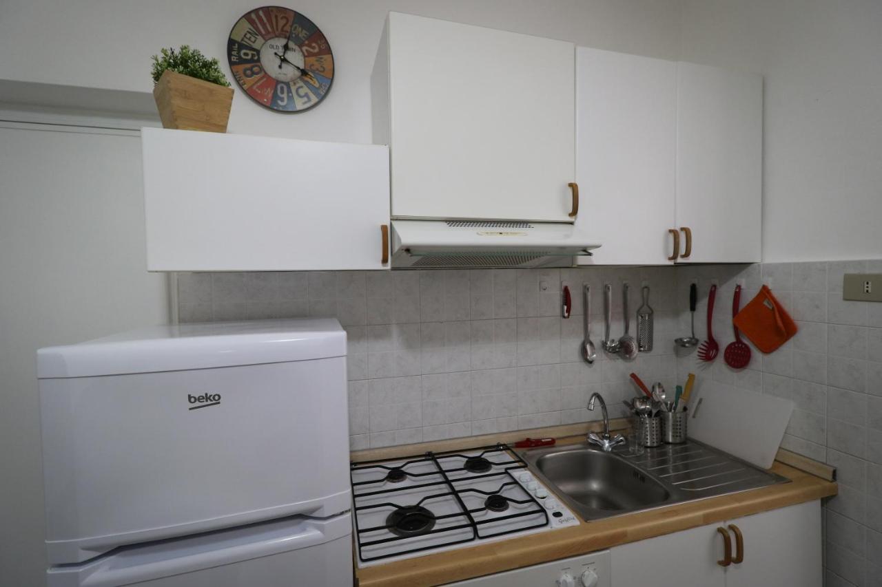 La Darsena. Apartment Savona Bagian luar foto