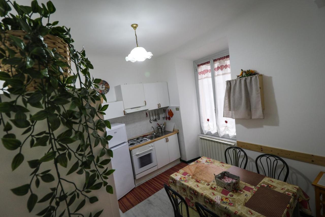 La Darsena. Apartment Savona Bagian luar foto