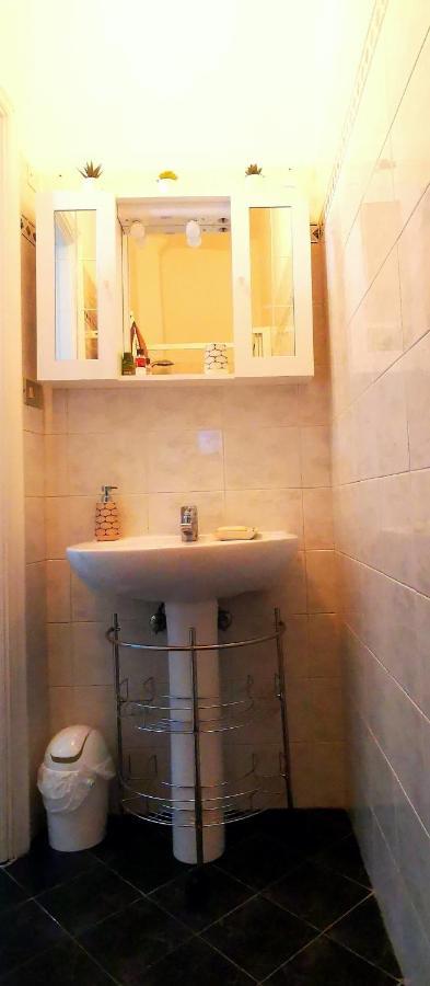 La Darsena. Apartment Savona Bagian luar foto