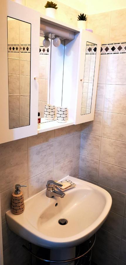 La Darsena. Apartment Savona Bagian luar foto